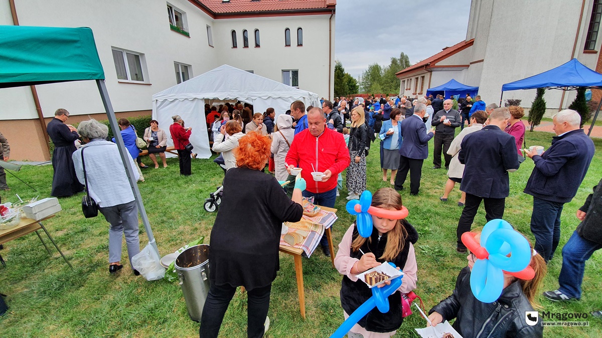 Obraz artykułu - 30 lat mrągowskich saletynów. Była msza dziękczynna i festyn [ZDJĘCIA]
