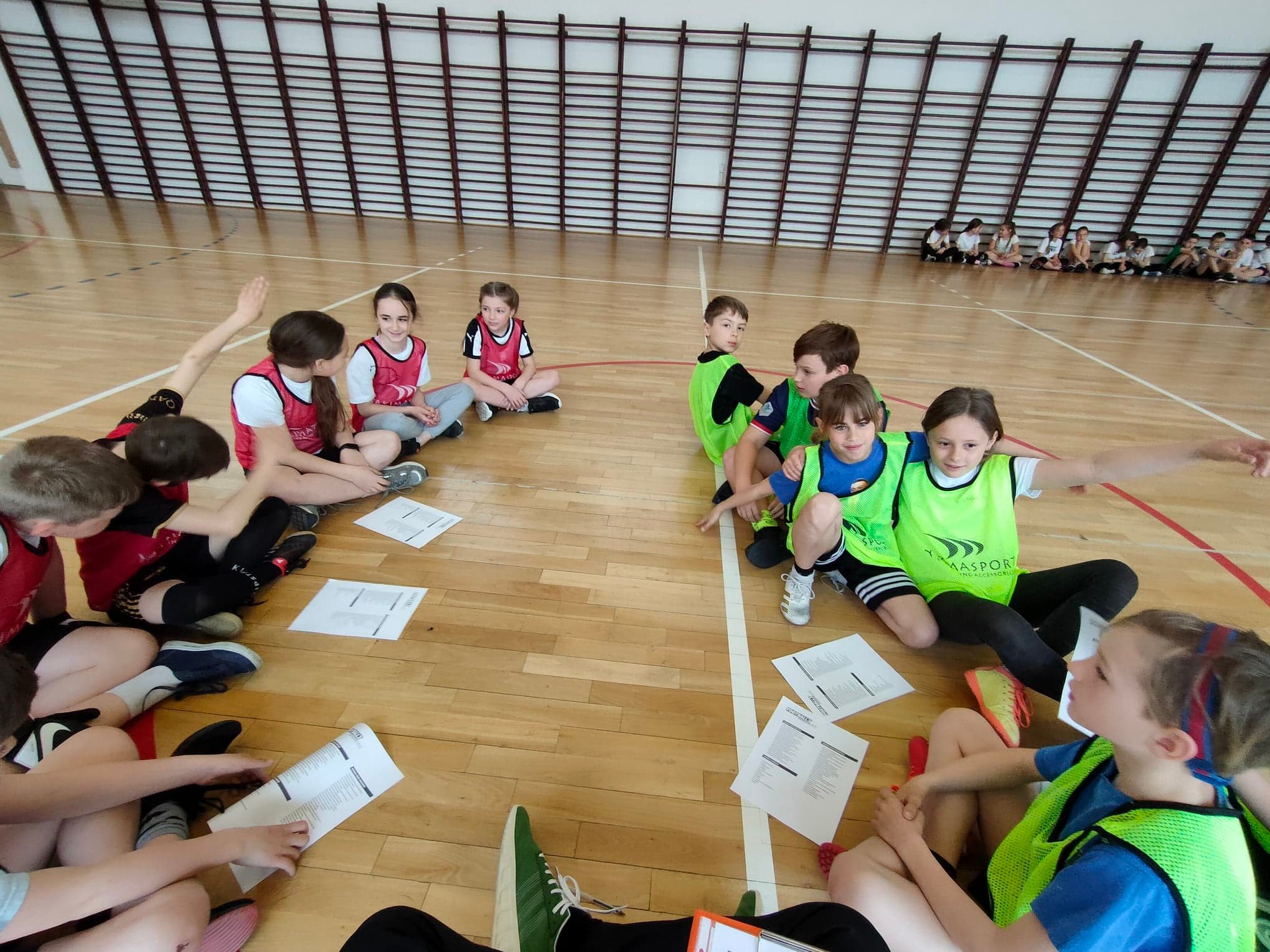 Obraz artykułu - Football3, czyli innowacyjna metoda gry w piłkę nożną, zagościł w mrągowskich szkołach