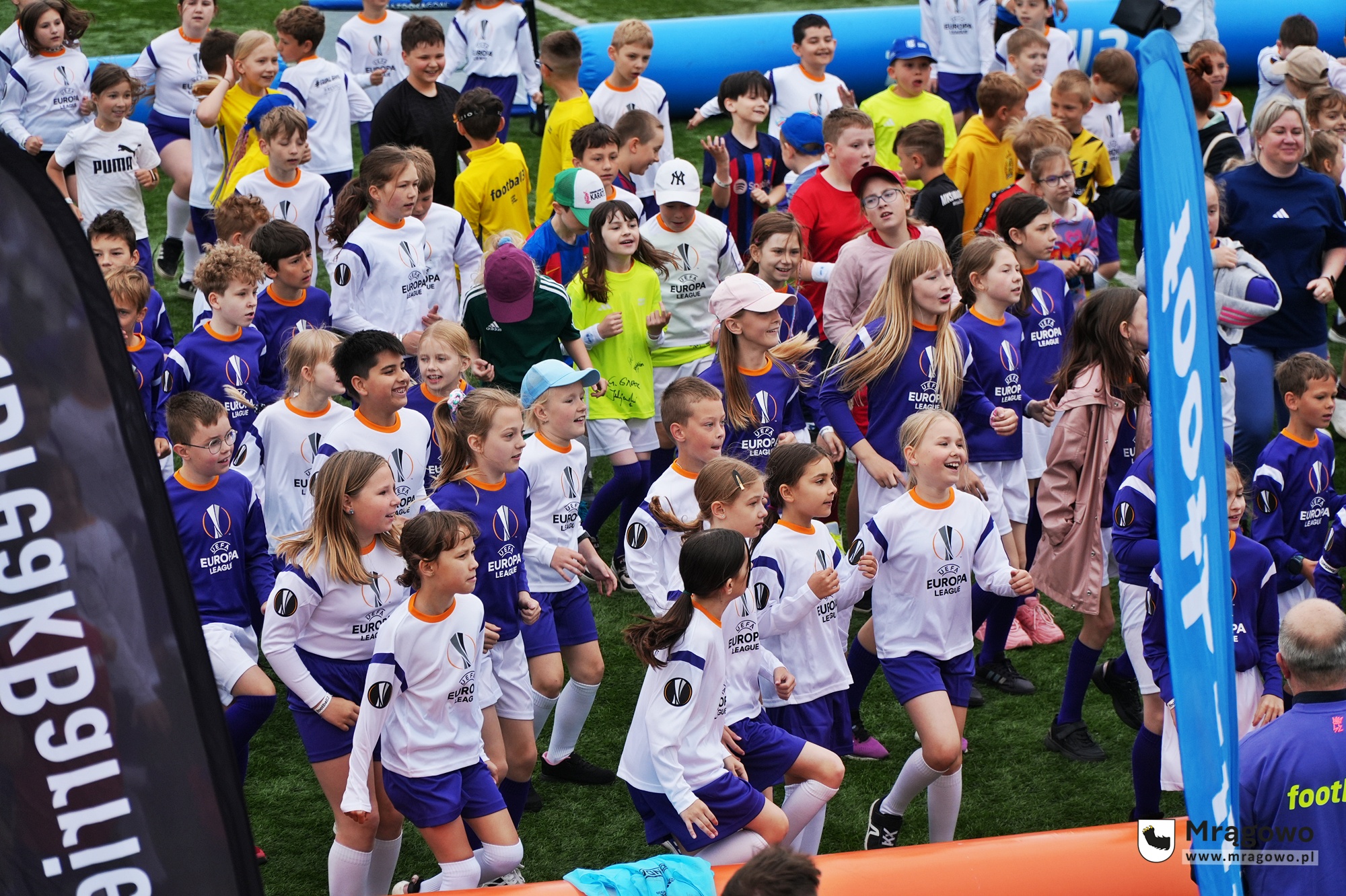 Obraz artykułu - Empatia, szacunek, współpraca na stadionie w Mrągowie, czyli turniej football3 changemakers [ZDJĘCIA]