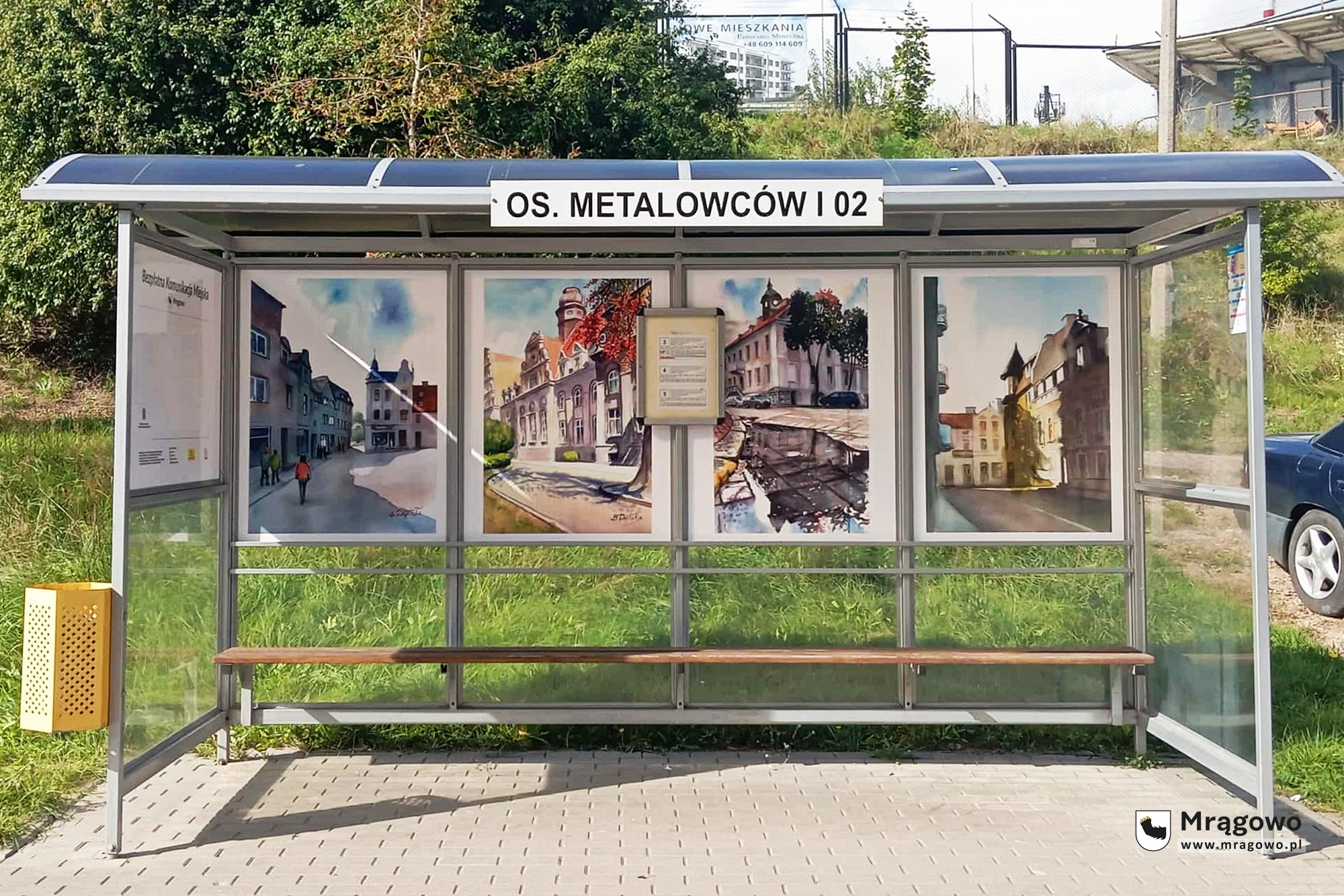 Obraz artykułu - Mrągowskie obrazy i zdjęcia ozdobiły przystanki
