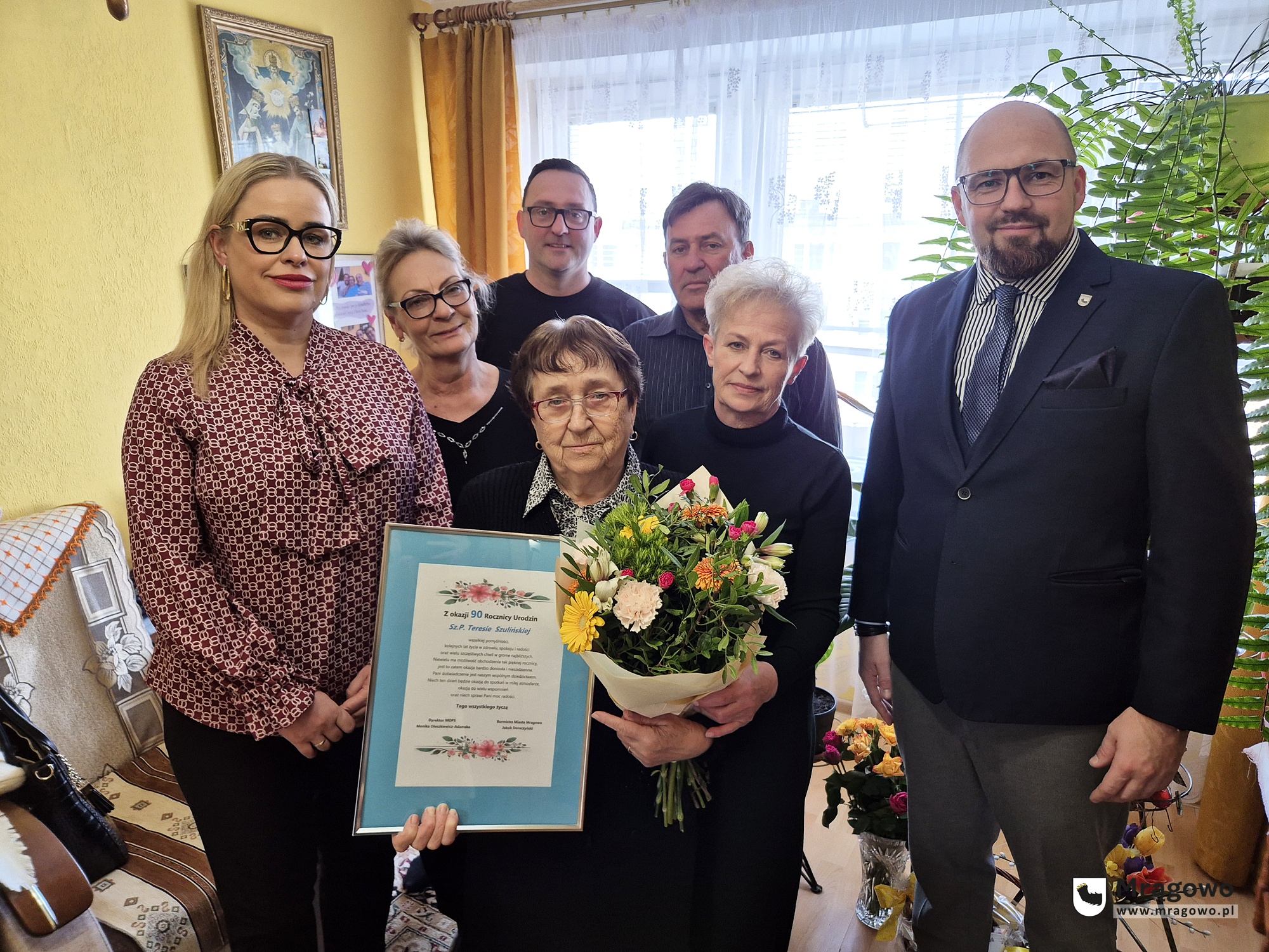 Obraz artykułu - „Życie jest piękne, ale nie usłane różami”. Jubileusz 90-lecia pani Teresy Szulińskiej