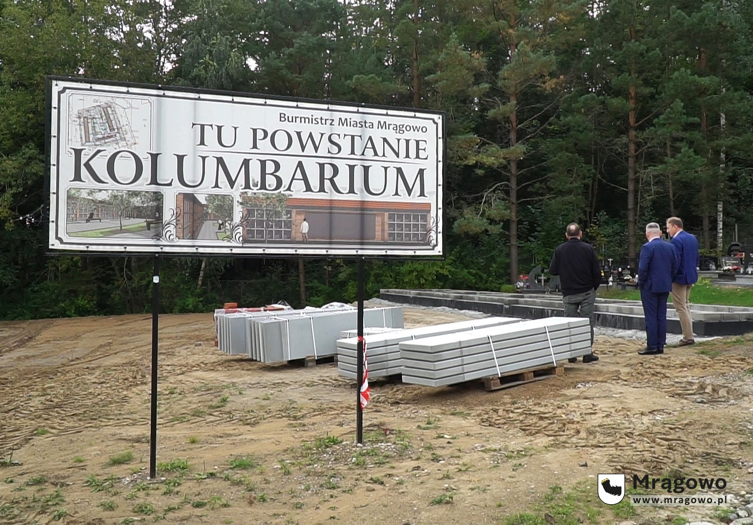 Obraz artykułu - Na mrągowskim cmentarzu powstaje kolumbarium [VIDEO]